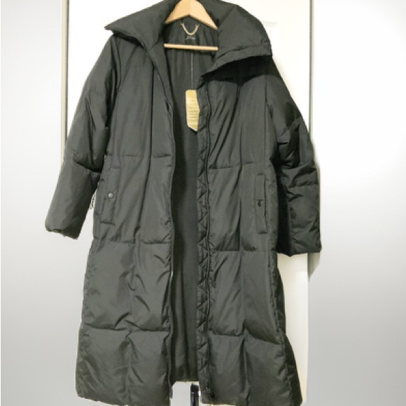 JCrew Long belted puffer jacket from their PrimaLoft collection - Picture 7 of 9
